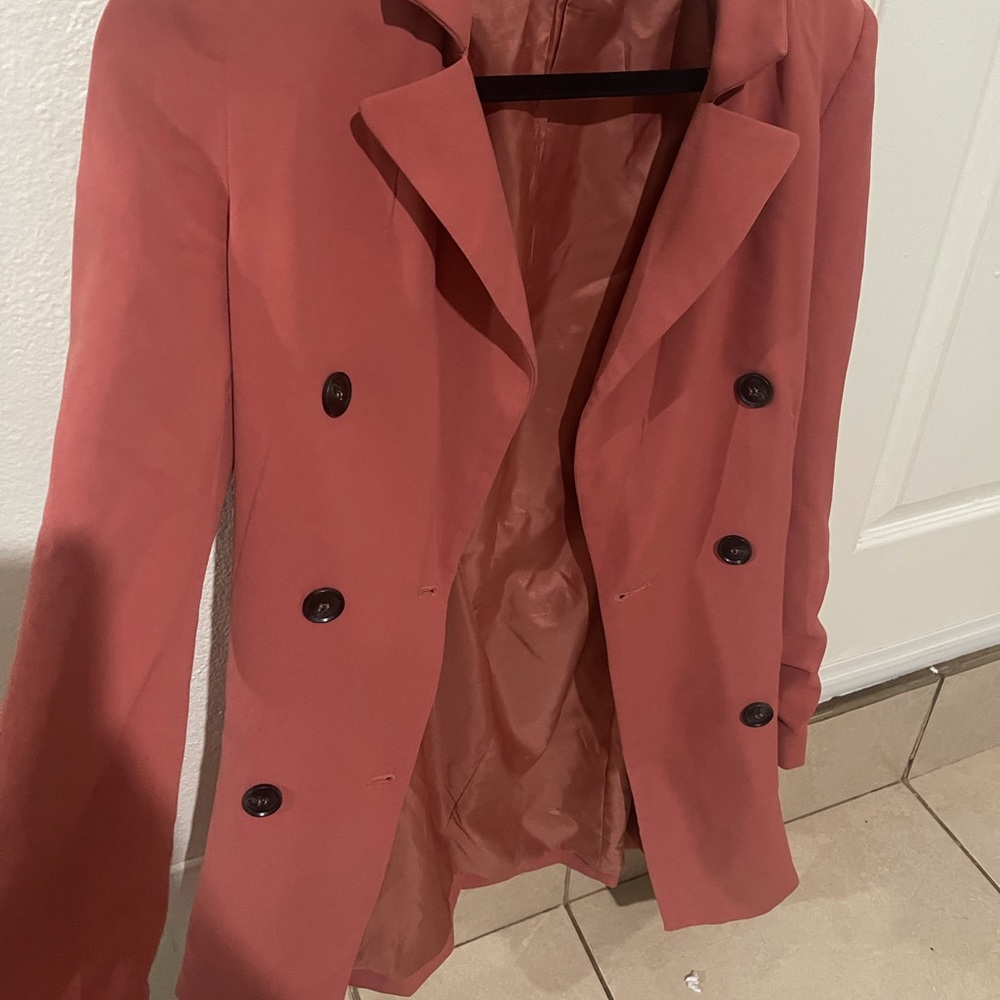 Super cute pink blazer can be worn as a dress blazer as well
